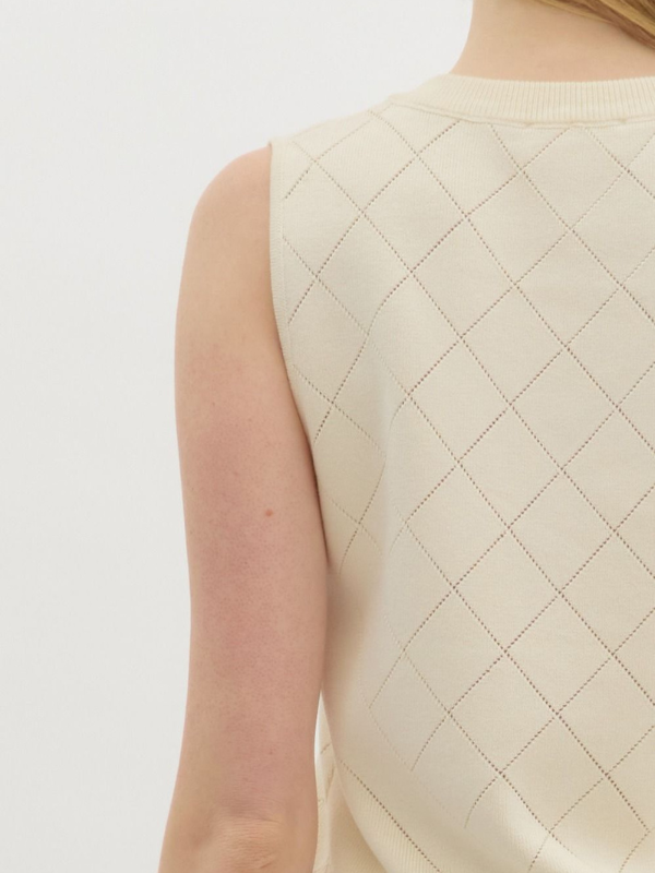 Cream Sleeveless Sweater Top