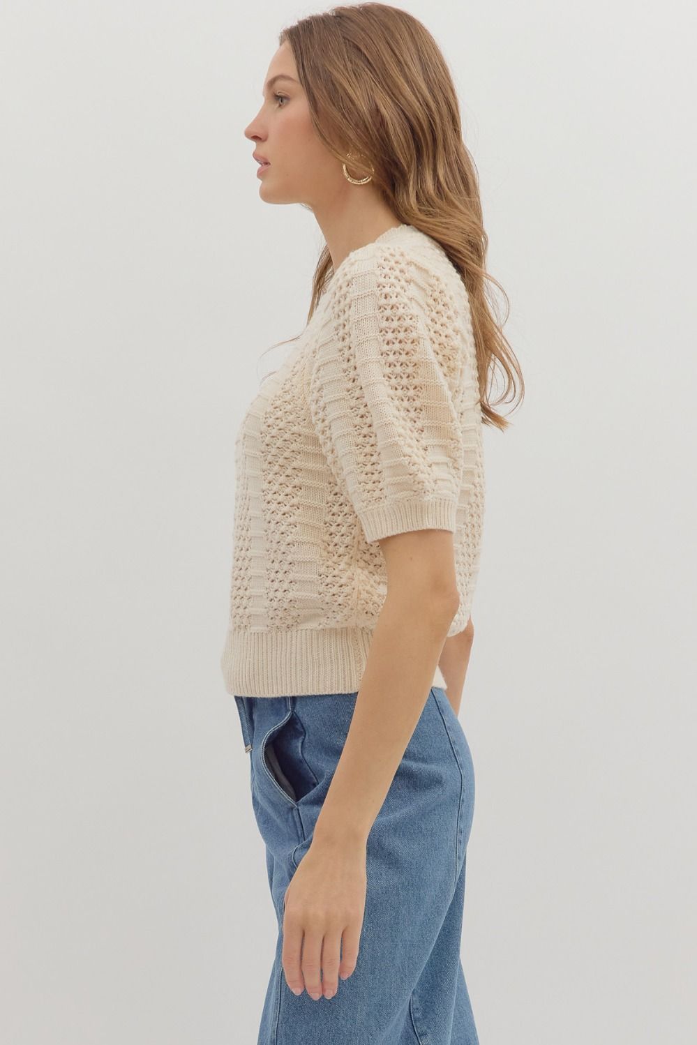 Ecru Short Sleeve Knit Pullover Sweater