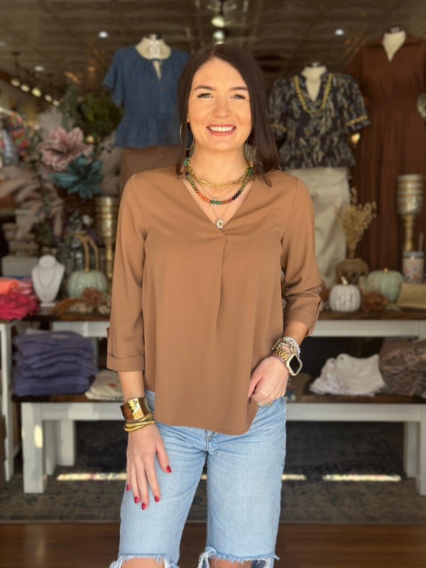 Brown V-Neck 3/4 Sleeve Top